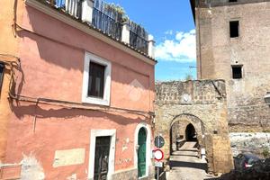 2 LOCALI A FALERIA