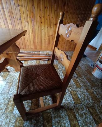 TAVOLO IN LEGNO MASSELLO + 3 SEDIE