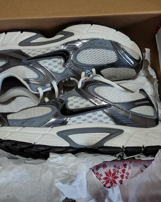 Nike V5 RNR uomo 44.5 scarpa ginnastica 