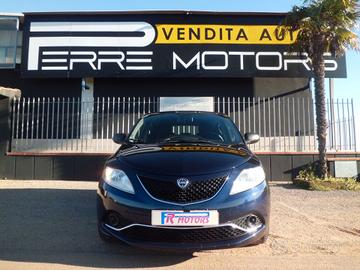 Lancia Ypsilon 1.2 69 CV 5 porte GPL Ecochic Plati