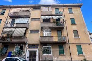 3 LOCALI A COSENZA