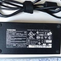 Alimentatore Toshiba PA3546E-1AC3 4 pin