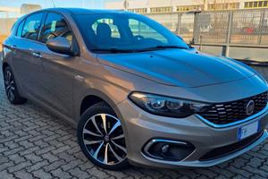 FIAT TIPO 1.6 Mjet 5P Lounge