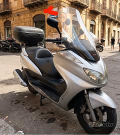 Yamaha 400 guarda annuncio 