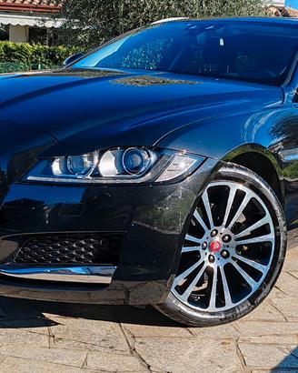 Jaguar XF XF Sportbrake 2.0d i4 Portfolio 180cv