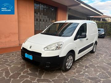 Peugeot Partner 1.6 8V HDi 90CV FAP L1 2 posti Fur
