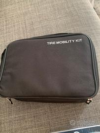 Kit riparaz. gomme auto Tubeless con compressore