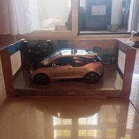 BMW i3 telecomandata 