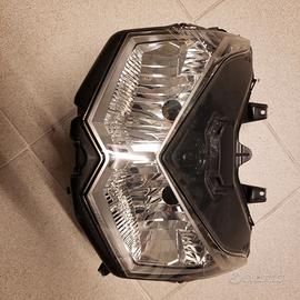 FANALE ANTERIORE KAWASAKI Z 1000 DEL 2010