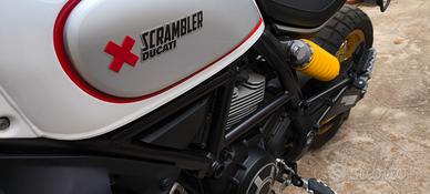 Ducati Scrambler Desert Sled (White Mirage)