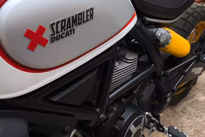 Ducati Scrambler Desert Sled (White Mirage)