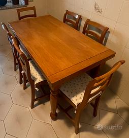 Tavolo allungabile in legno massello + 6 sedie