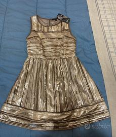 Vestito nuovo dorato