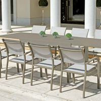 Tavolo Portoferraio con 8 sedie Viareggio