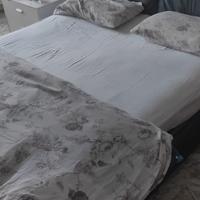 Letto matrimoniale