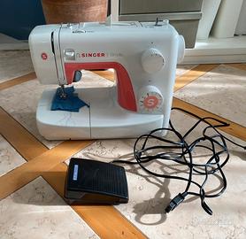 Macchina da cucire Singer Simple 3210