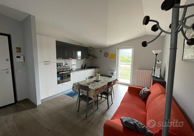 Trilocale a villa d'agri