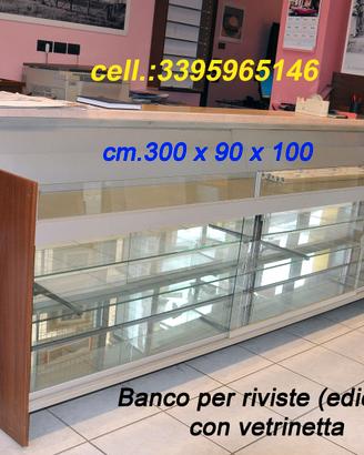 arredamento per edicole e cartolibrerie