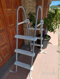 scaletta Intex piscina