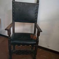 Sedia antica da studio con seduta imbottita
