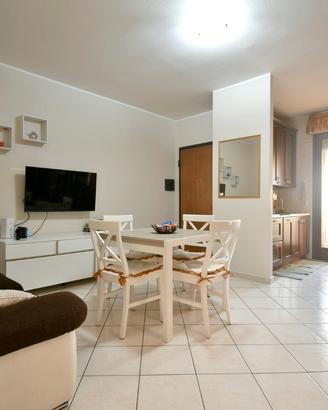 Primo piano con 2 posti auto