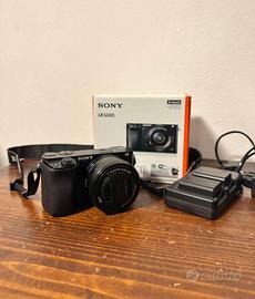 Sony Alpha 6000 + Obiettivo kit – Pari al nuovo