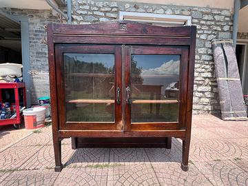 Credenza in abete