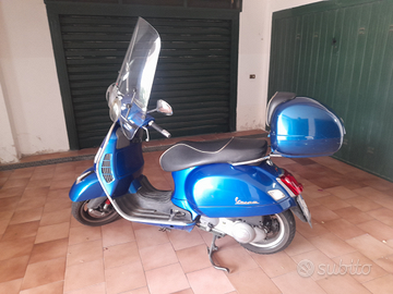 Vespa Gts ie 300