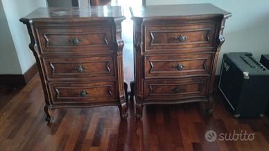 Comodini in stile classico 