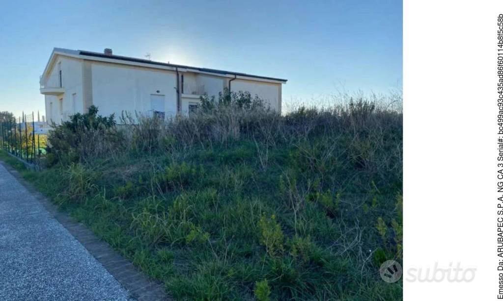 Immobile in asta di 1015 m² a Monte Urano - Vista 3