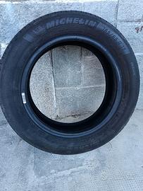 Gomme  Michelin 165/65 r15