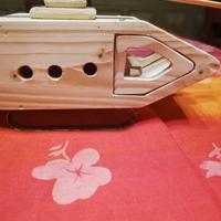 Elicottero di legno