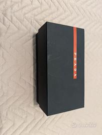 Occhiali da sole Prada linea rossa