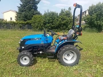 Trattore SOLIS S 26 + -NUOVO