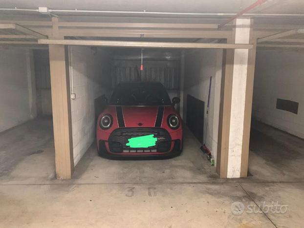 Garage auto grande parma centro via primo groppi