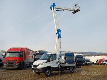 Iveco daily 35s14 con cestello da 24metri