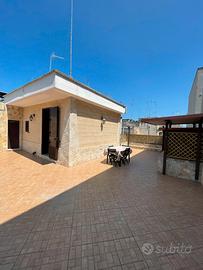 Attico bilocale con ampio terrazzo - Porta Rudiae