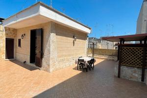 Attico bilocale con ampio terrazzo - Porta Rudiae