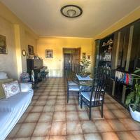 S2 Appartamento con box, zona Fuori Porta Roma