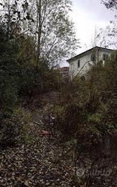 Immobile in asta di 325 m² con più di 5 locali a B