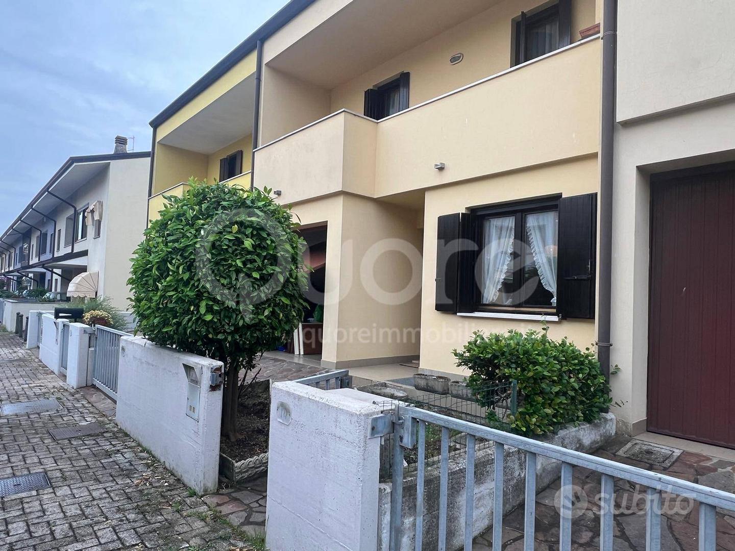 Villa a schiera centrale - Udine