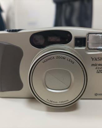 Fotocamera compatta YASHICA MICROTEC ZOOM 120