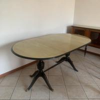 Tavolo vetro effetto marmo ovale