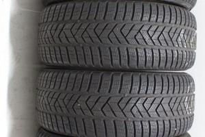 4 Pneumatici 235/60 R18 Pirelli Scorpion