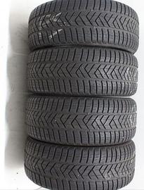 4 Pneumatici 235/60 R18 Pirelli Scorpion