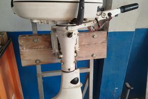 Motore fuoribordo Johnson 5cv