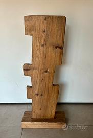 “Divinità” scultura in legno