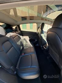 Tesla Model Y Dual Motor Long Range AWD