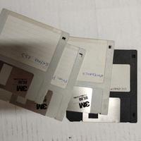 floppy disk e cavo amiga
