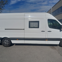 Mercedes sprinter